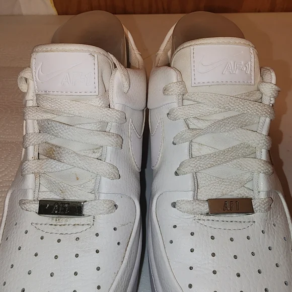 Nike Air Force 1 Women's White Sneakers - Picture 13 of 15